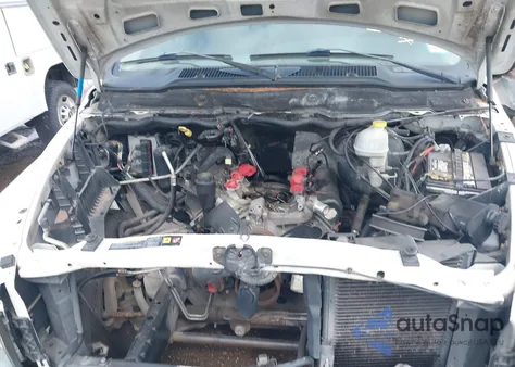 2005 Dodge Ram 1500 St z USA, uszkodzony, nr VIN 1D7HA16K95J599213